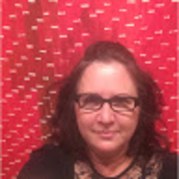 Meet your Posher, Gina - Picture 1 of 1